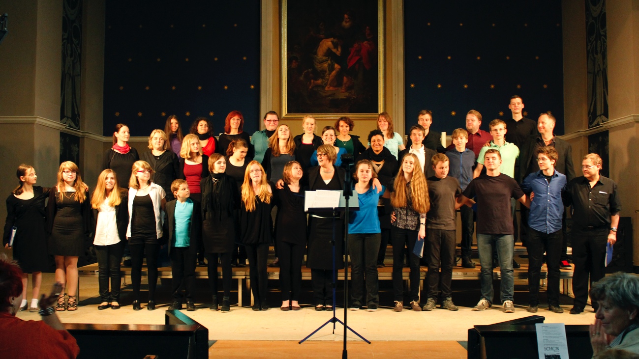 Hard Chor ELLA, Berlin (Pankow). Spring Concert. Photo © Inés Weinmann, 2013. Choral Music in Australia Today